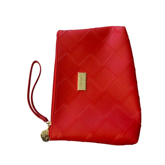 Shiseido Quilted Red Wristlet With Gold Logo Plate & Zipper Closure - Picture 3 of 3